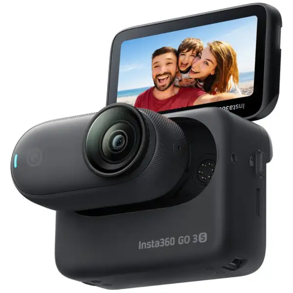 カメラを「着る」時代へ。親指サイズの4Kカメラ「Insta360 GO 3S」